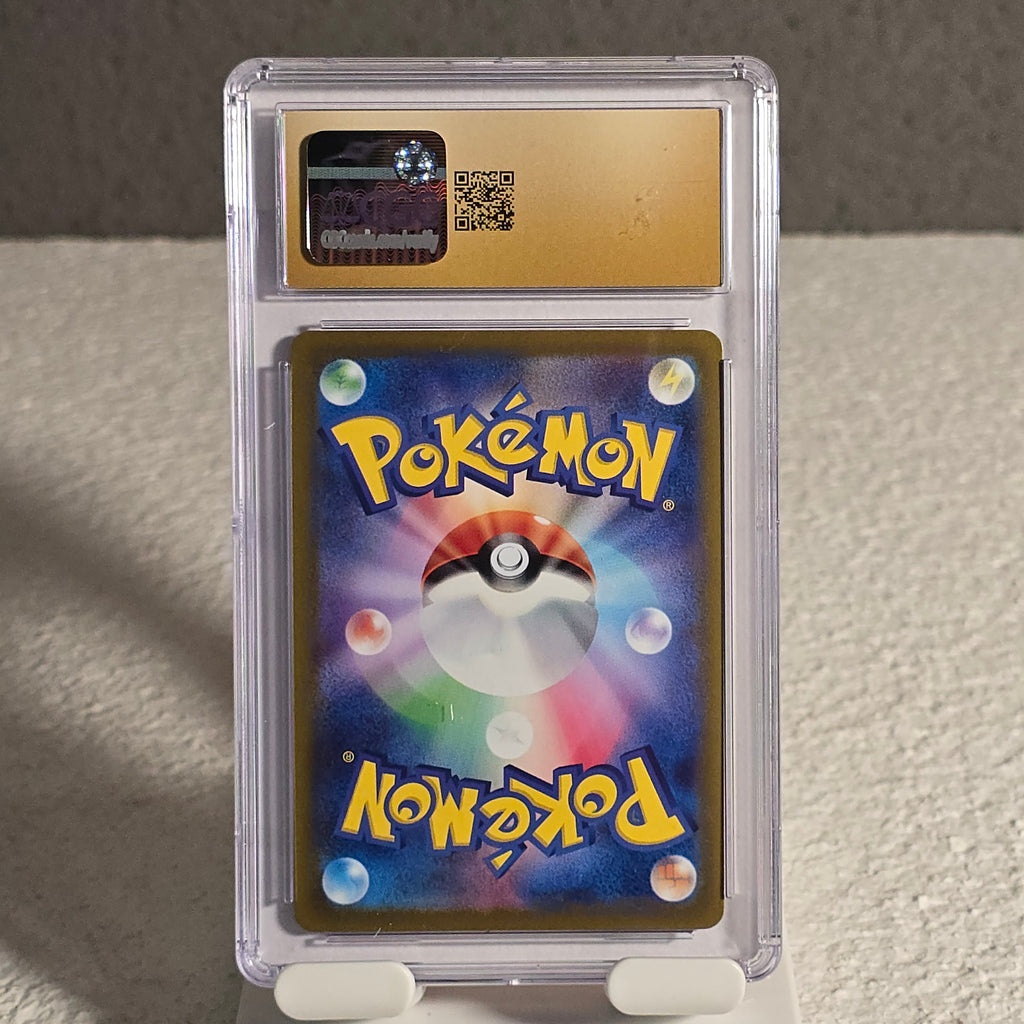Flareon 136/165 Pokémon Card 151 CGC Pristine 10 (Poke Ball Reverse Holo) 6136098081
