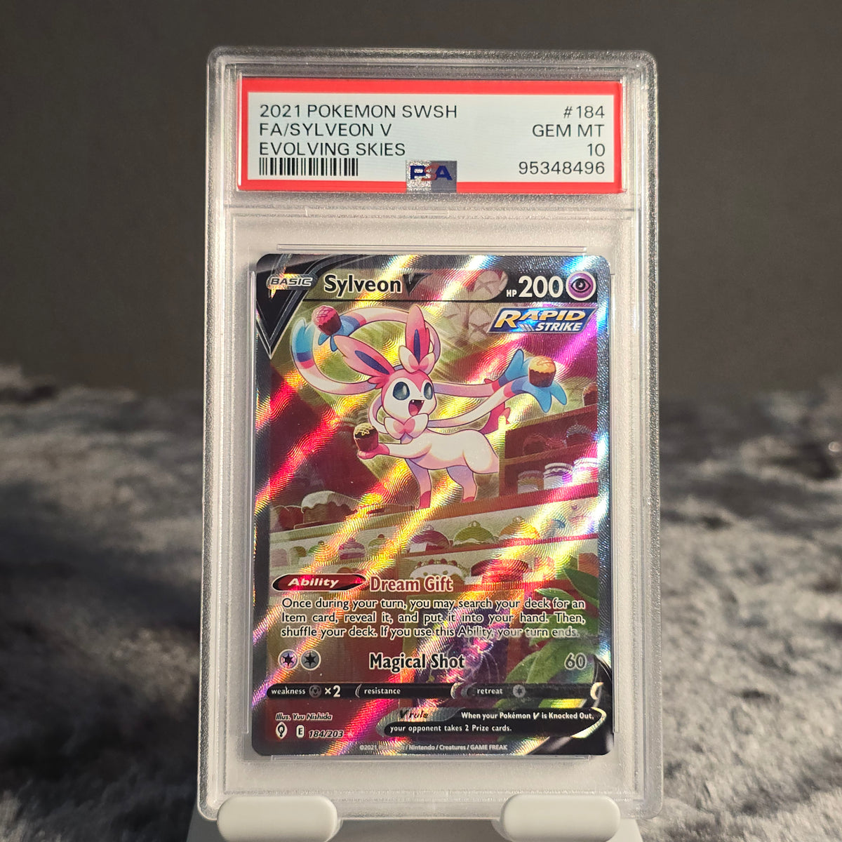 Sylveon V (Alternate Art) 184/203 Evolving Skies PSA 10 GEM-MT 95348496