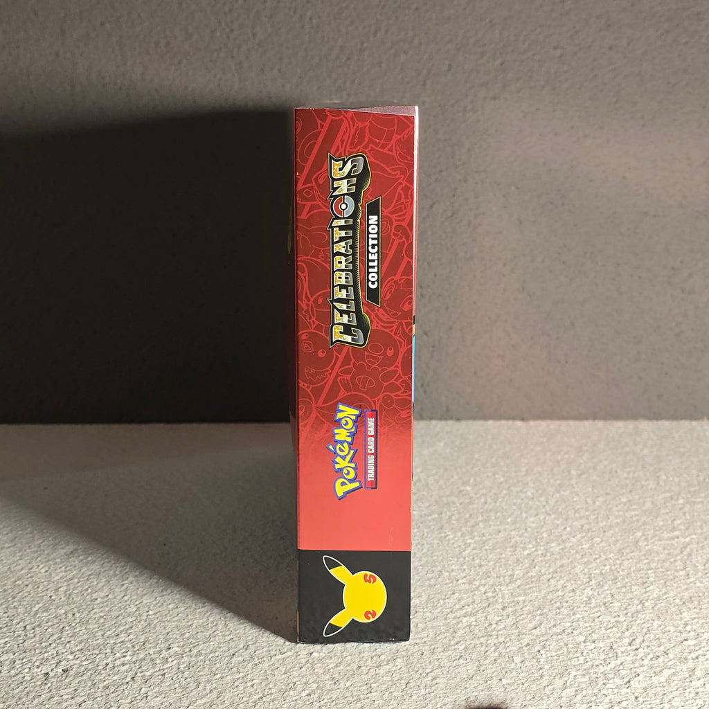 Lance's Charizard V Box *Dent
